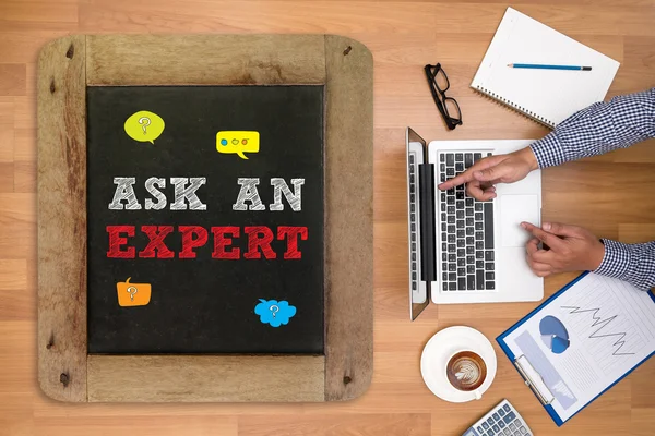 Bir uzman kavramı işadamı sormak çalışma 