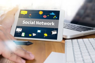 Sosyal ağ bağlantısı tartışma, işadamı sosyal Net kullanın