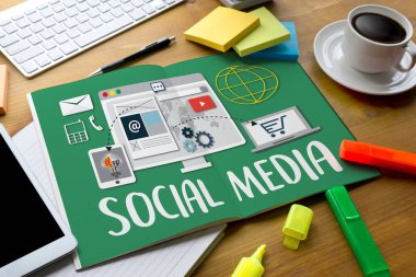 Mobil kullanarak sosyal medya bağlantı iletişim Global insanlar