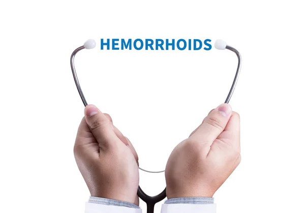 HEMORRÓIDES CONCEITAM Diagnóstico - Hemorróidas. Relatório Médico com — Fotografia de Stock