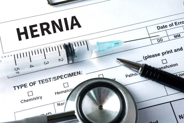 HERNIA Informe médico con composición de medicamentos - Píldoras, I —  Fotos de Stock