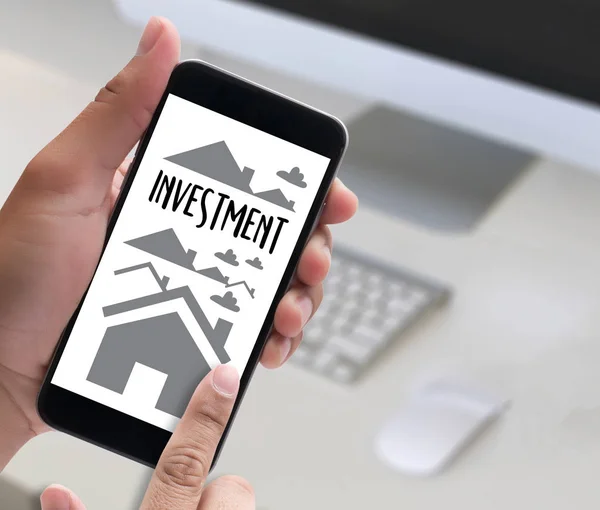 Eigenschap residentiële lening aankoop investeringsovereenkomst aan Livin — Stockfoto