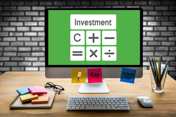 Beräkning affärsredovisning Investment Banking Budget Calcul — Stockfoto
