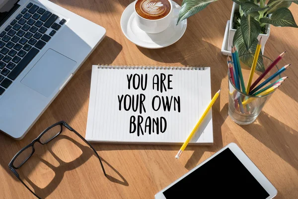 Business Branding, Branding parola, Brand Building concetto, Bus — Foto Stock