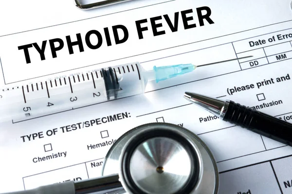 TYPHOID FEVER Medical Concept , Тиф позитивний , Композиція о — стокове фото