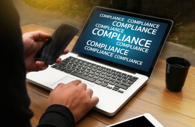 Yasal Uygunluk iş metafor ve technolog açıklar