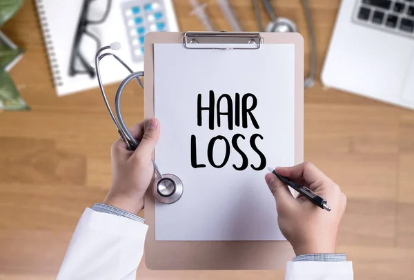 Схема HAIR LOSS Проблема зростання Медична концепція Доктора — стокове фото