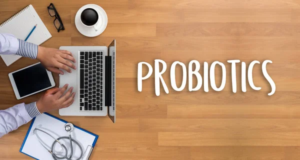 Probiyotikler tıbbi malzeme yeme sağlıklı kavramı. — Stok fotoğraf