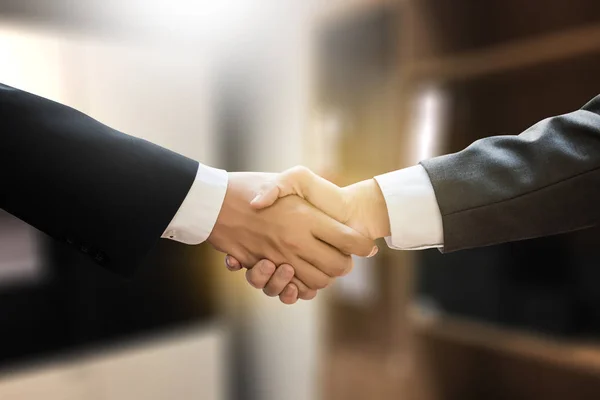 Деловое рукопожатие Встреча деловых партнеров — стоковое фото