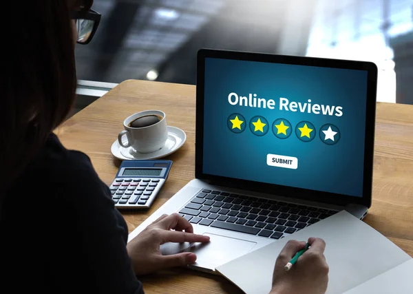 Online Reviews Evalueringstid for gjennomgang Inspeksjonsvurdering – stockfoto