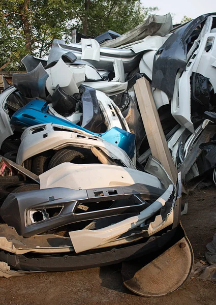 Stack of car parts in garag — Stock Photo, Image