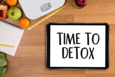 Zaman için Detoks Fitness ve kilo kaybı kavramı