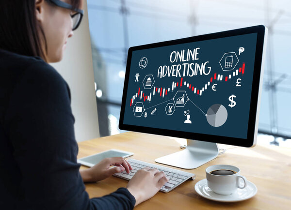 ONLINE ADVERTISING man working on laptop, Website Marketing, U
