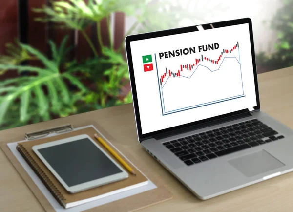 Penzijní fond důchodového spoření Senior investiční — Stock fotografie