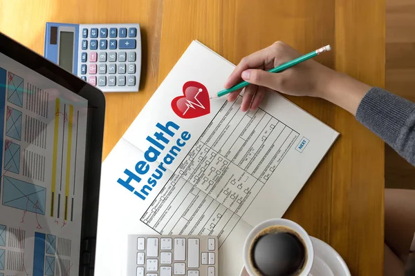 医療健康保険デジタル アプリケーションの概念 — ストック写真
