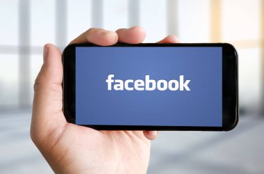 Bangkok, Tayland - 17 Mayıs 2016: Facebook uygulaması, logo 