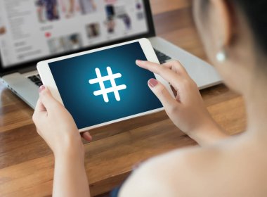 hashtag adam kullanmak sosyal medya Blog yazısı bilgisayar ve sohbet