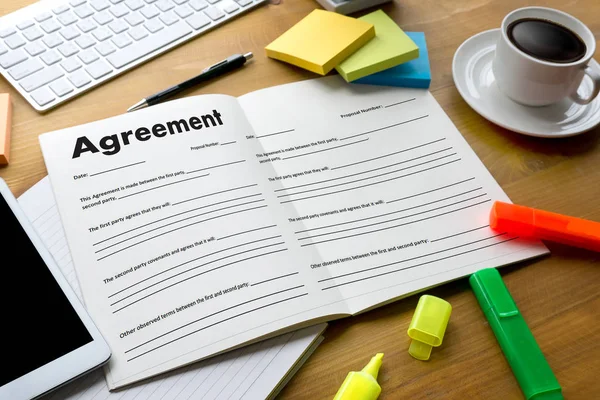İş uygulama sözleşmesi formu, kullanma employmen için — Stok fotoğraf