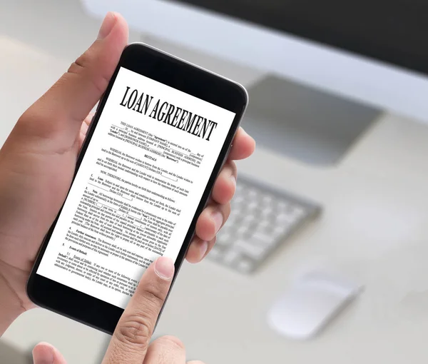 Dokument wsparcia biznesowego umowy pożyczki i podpisanie umowy — Zdjęcie stockowe