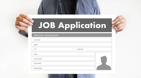 Candidato de candidatura de emprego preenchendo o aplicativo de profissão on-line — Fotografia de Stock