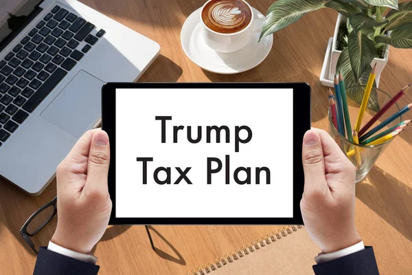 Impuestos Tiempo Documento Plan Tributario Trump Dinero Contabilidad Financiera T —  Fotos de Stock