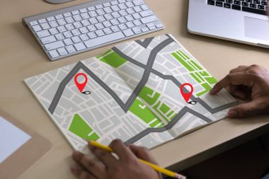 GPS harita yol hedef ağ bağlantısına yer sokak 