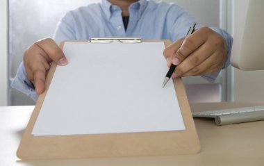 Çalışma alanı arka plan boş c ile dizüstü bilgisayarda yeni proje