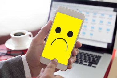 Depresif duygular kavramı, Amort gülen yüz ifade yazdırılmasını