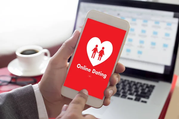 Online-dating match liebe mann und frau und ein herz, internet da — Stockfoto