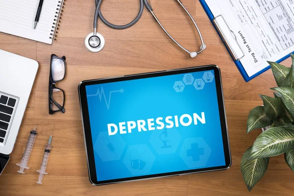 DEPRESIÓN deprimido miserable, La depresión y sus consecuencias — Foto de Stock