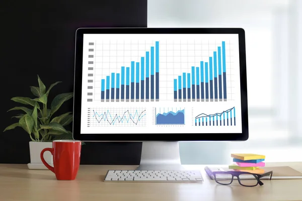 Business Information Technology mensen werken hard Data Analytics — Stockfoto