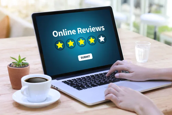 Online recenze hodnocení čas na revizi inspekční hodnocení — Stock fotografie