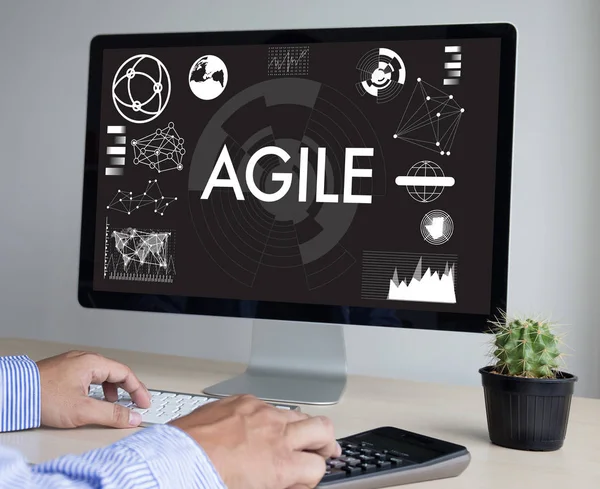 Çevik çeviklik çevik hızlı hızlı kavramı işadamı çalışma  