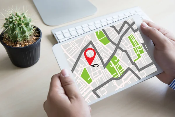 GPS harita yol hedef ağ bağlantısına yer sokak 