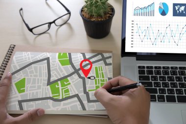 GPS harita yol hedef ağ bağlantısına yer sokak 