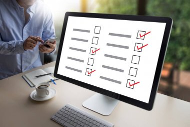 İş adamı SURVEY ve Sonuçlar Analiz Keşif Kavramı