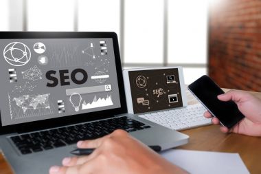 Yerel Seo kavramı iş takım boyuyla mali temsilcisi ile çalışmak