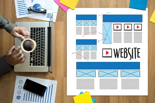 Sito web designer layout di lavoro schizzo disegno Software Media WW — Foto Stock
