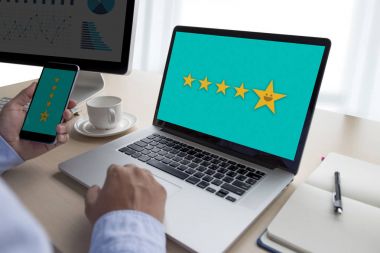 gülen yüz ifade müşteri hizmeti hedef Busine basarak