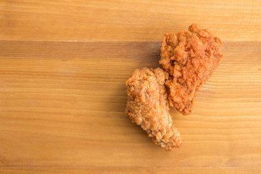 kızarmış tavuk ve karışık kentucky kızarmış sıcak gevrek Fried