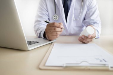  Tıp doktor hasta sağlık kavramı kontrasepsiyon Rx öncesi