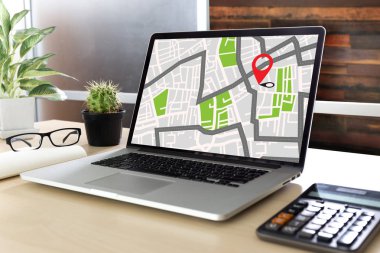 GPS harita yol hedef ağ bağlantısına yer sokak 