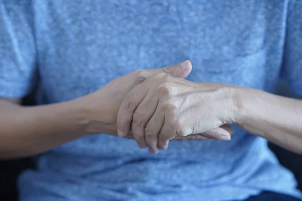 Arthritis old person and Elderly woman female suffering from pai — Stock Photo, Image