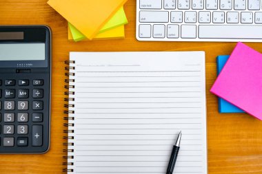 kitap üstten görünüm ev ödevi Öğrenci yarıyıl not defteri metin eklemek için hazır veya