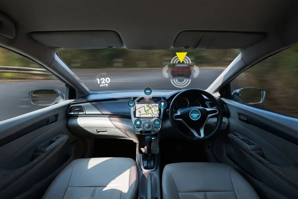 Autonomous driving car and digital speedometer technology image — Stock Photo, Image