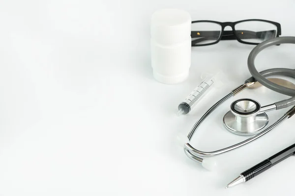 Buena Salud Equipos Médicos Aislados Concepto Instrumentos Medicina Blanca — Foto de Stock