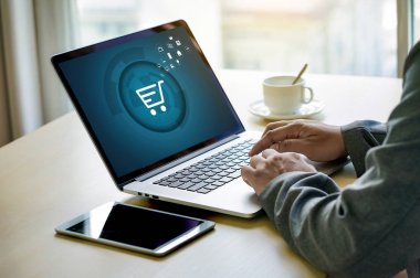 İş adamları teknoloji e-ticaret Internet küresel Marketi kullanın