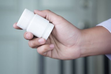 Tıp doktor kırmızı kalp ilaç eczane vmedical teknoloji 