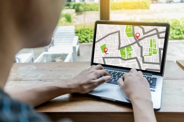 GPS harita yol hedef ağ bağlantısına yer sokak 