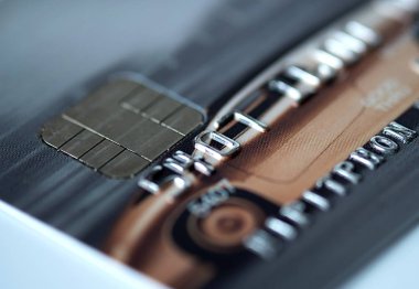 Kredi kartı arka plan ile portre makro çekim